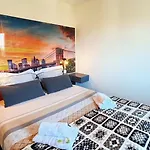 Parking Privee, Piscine Chauffee Et 2 Balcons Vu Golf De