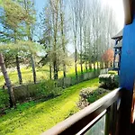 Parking Privee, Piscine Chauffee Et 2 Balcons Vu Golf De Apartament *